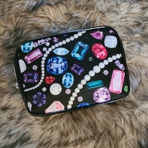 Makeup bag